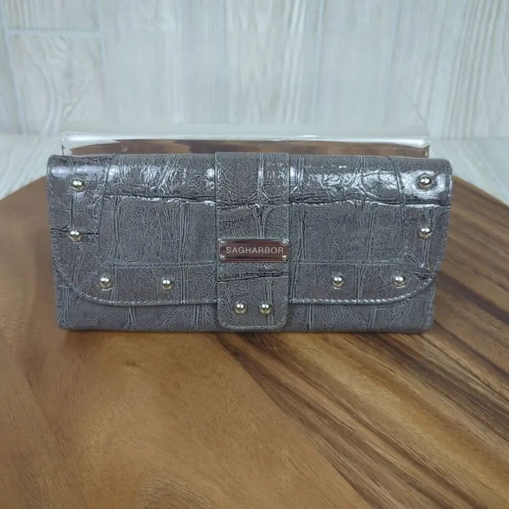 Sag Harbor Womens Credit Cardholder Wallet Clutch Gray Snap Closure Studded